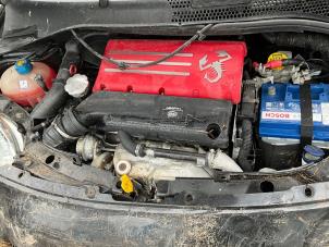 Fiat 500 Abarth Samochód złomowany (2016, Czarny)