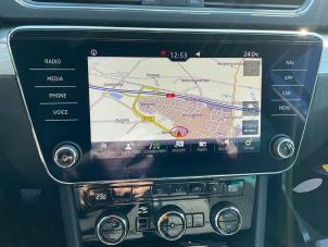 Skoda Superb Combi 1.5 TSI Evo 16V Épave (2019, Gris)