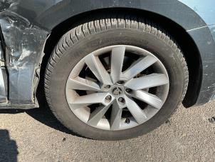 Skoda Superb Combi 1.5 TSI Evo 16V Épave (2019, Gris)
