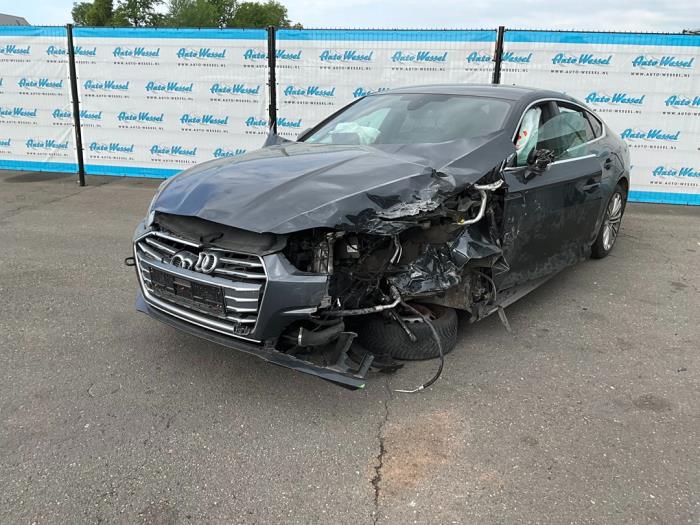 Audi A5 Sportback 2.0 TFSI Mild Hybrid 16V Épave (2018, Noir)