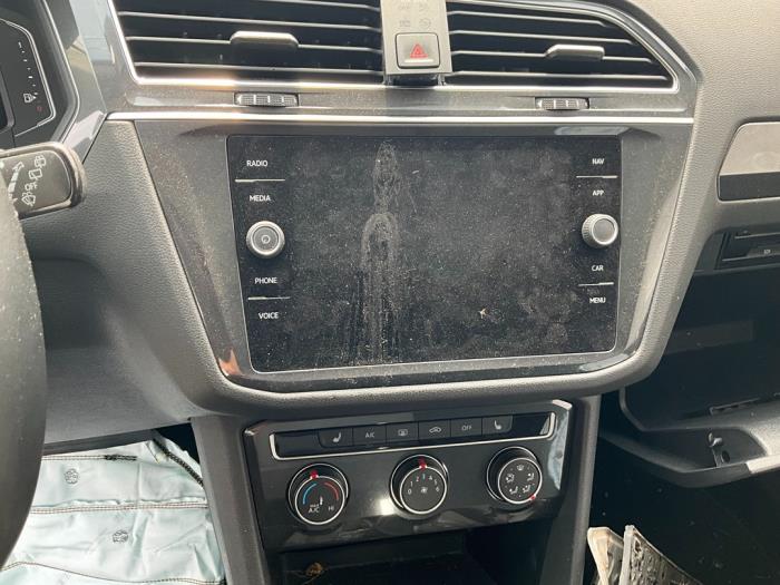 Volkswagen Tiguan Allspace 2.0 TDI 16V 4Motion Épave (2020, Bleu)