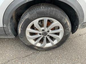 Volkswagen T-Roc 1.5 TSI Evo BMT 16V  (Rozbiórka)