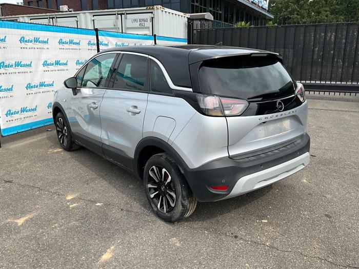 Opel Crossland 1.2 Turbo 12V Skrotfordon (2024, GRIJS)