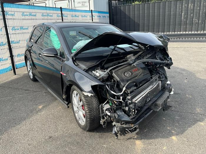 Volkswagen Golf VII 2.0 GTI 16V Performance Package Épave (2019, Noir)