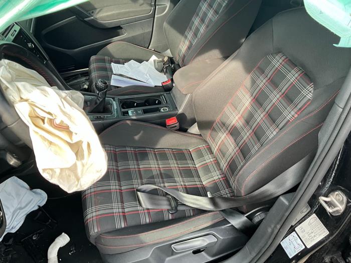 Volkswagen Golf VII 2.0 GTI 16V Performance Package Épave (2019, Noir)