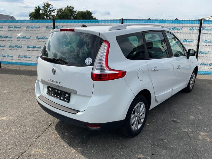 Renault Grand Scénic III 1.5 dCi 110 Skrotfordon (2014, WIT)
