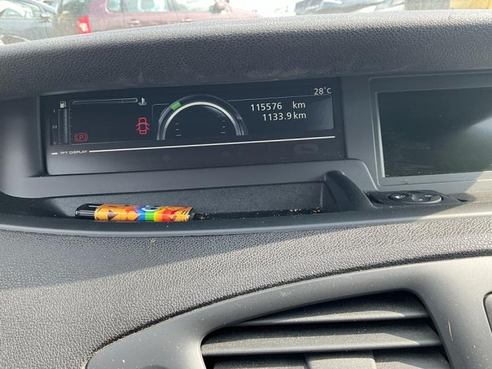 Renault Grand Scénic III 1.5 dCi 110 Skrotfordon (2014, WIT)