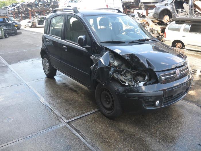 Fiat Panda Salvage Year Of Construction 10 Colour Black Proxyparts Com