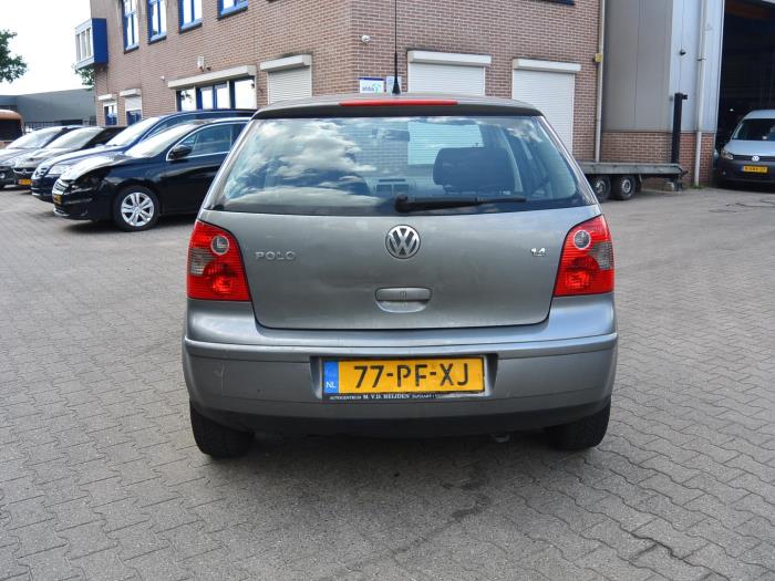 Volkswagen Polo IV 1.4 16V Salvage vehicle (2004, Gray)