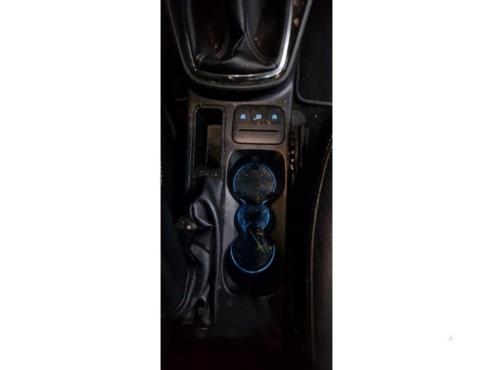 Ford Fiesta 7 1.5 TDCi 85 Épave (2019, Métallisé, Gris souris)