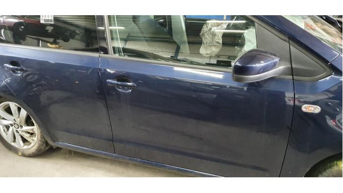 Seat Mii 1.0 12V Schrottauto (2015, Metallic, Blau)