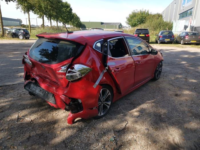 Kia Cee'd 1.0i T-GDi 12V 120 Schrottauto (2016, Rot)