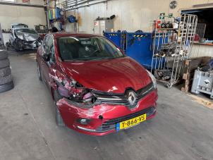 Renault Clio IV 0.9 Energy TCE 90 12V Vehículo de desguace (2017, Metálico, Rojo)