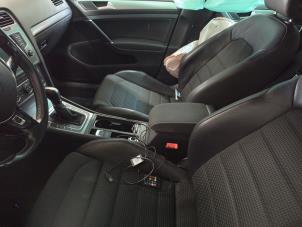 Volkswagen Golf VII Variant 1.4 TSI 16V Vehículo de desguace (2015, Metálico, Negro)