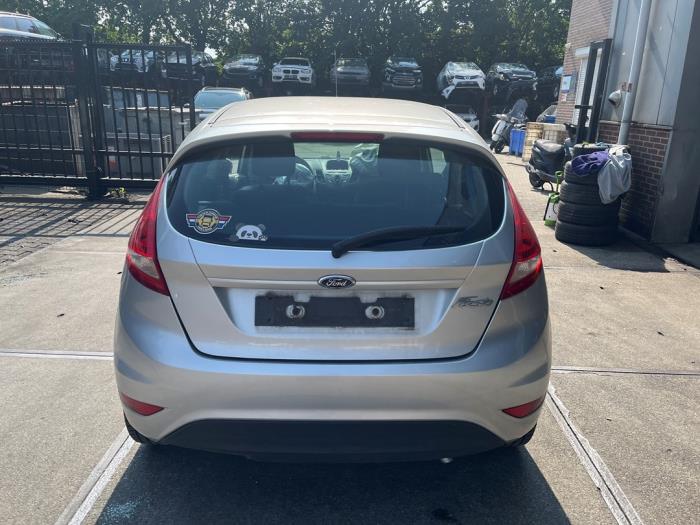 Ford Fiesta 6 1.25 16V Vehículo de desguace (2011, Blanco)