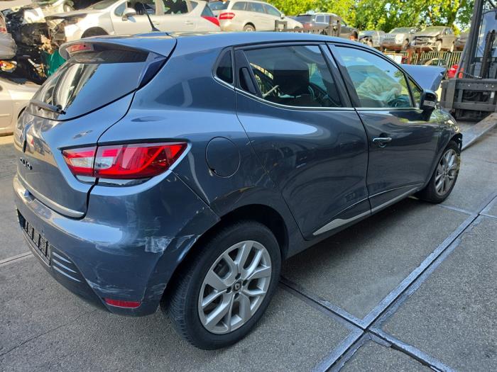 Renault Clio IV 0.9 Energy TCE 90 12V Vehículo de desguace (2018, Metálico, Gris ratón)