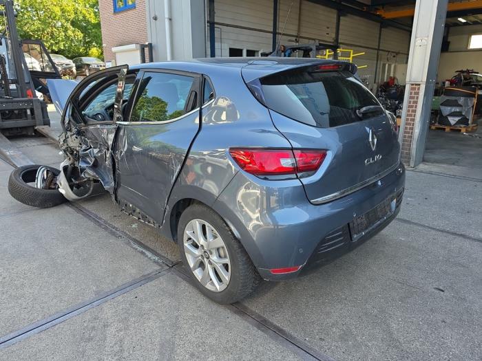 Renault Clio IV 0.9 Energy TCE 90 12V Vehículo de desguace (2018, Metálico, Gris ratón)