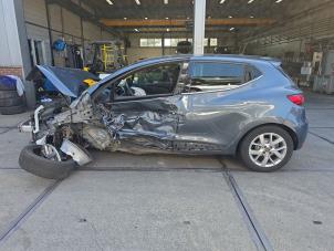 Renault Clio IV 0.9 Energy TCE 90 12V Vehículo de desguace (2018, Metálico, Gris ratón)