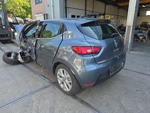 Renault Clio IV 0.9 Energy TCE 90 12V Vehículo de desguace (2018, Metálico, Gris ratón)