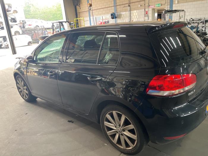 Volkswagen Golf VI 1.4 16V Vehículo de desguace (2009, Metálico, Negro)