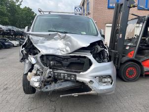 Ford Transit Custom 2.0 TDCi 16V Eco Blue 170 Vehículo de desguace (2021, Moondust, Plateado)