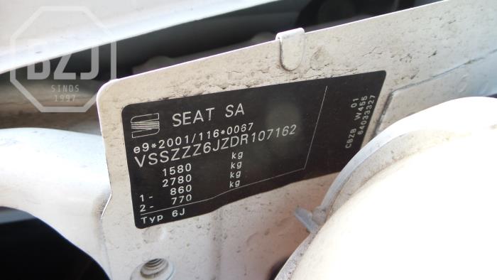 Seat Ibiza Salvage vehicle (2012, White)