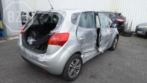 Kia Venga 1.4 CVVT 16V Épave (2016, Argenté)