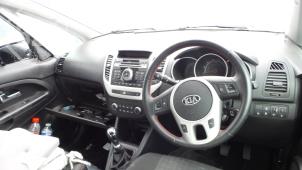 Kia Venga 1.4 CVVT 16V Épave (2016, Argenté)