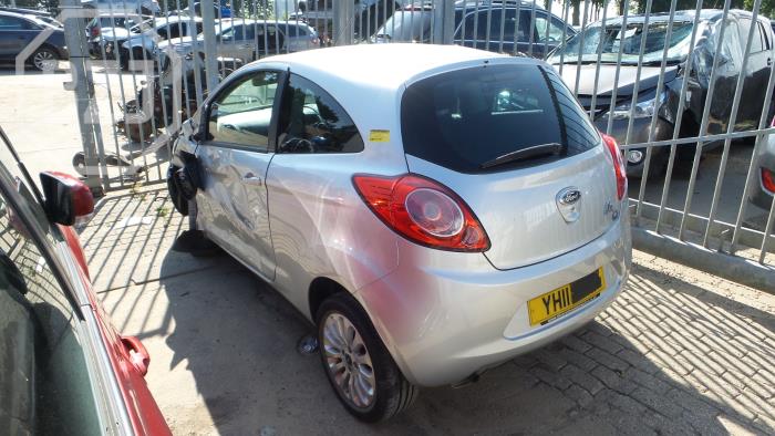 Ford KA Schrottauto (2011, Silber)