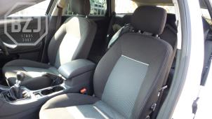 Ford Mondeo Épave (2015, Rose)