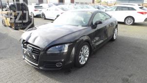 Audi TT Épave (2013, Gris)