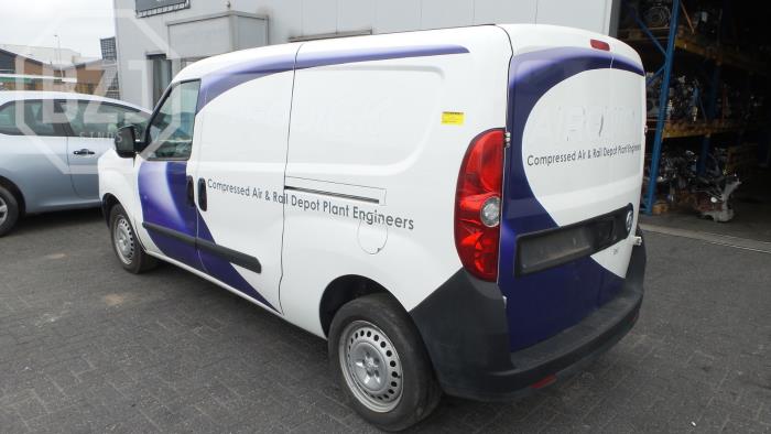 Opel Combo 1.6 CDTI 16V Épave (2014, Blanc)