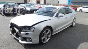 Audi A5 Épave (2009, Argenté)