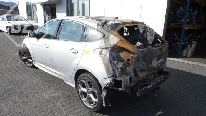 Ford Focus Épave (2016, Gris foncé)