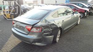 Audi A5 Épave (2011, Gris)