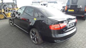 Audi A4 Épave (2014, Noir)