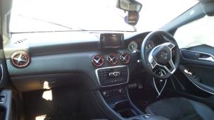 Mercedes A 2.0 A-250 Turbo 16V Épave (2013, Blanc)