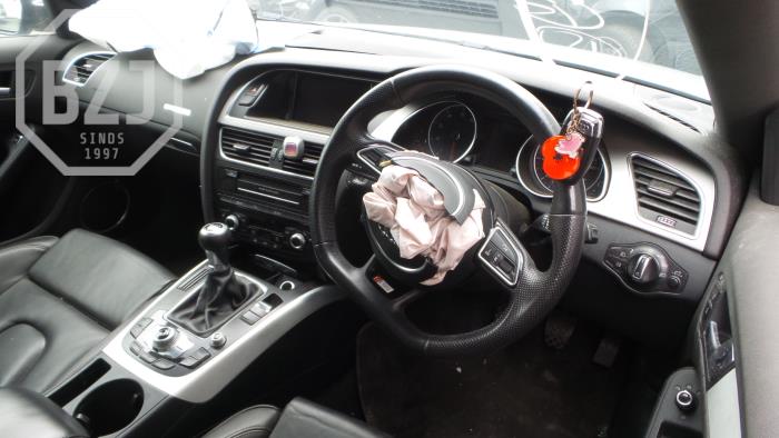 Audi A5 Épave (2014, Argenté)