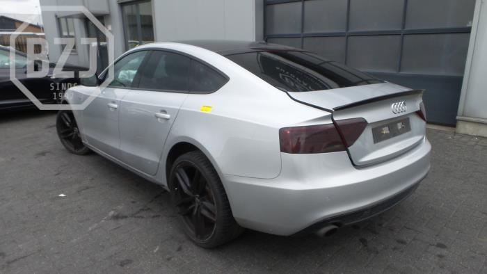 Audi A5 Épave (2014, Argenté)