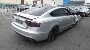 Audi A5 Épave (2014, Argenté)