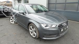 Audi A3 Samochód złomowany (2013, Szary)