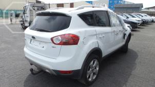 Ford Kuga Samochód złomowany (2011, Rózowy)