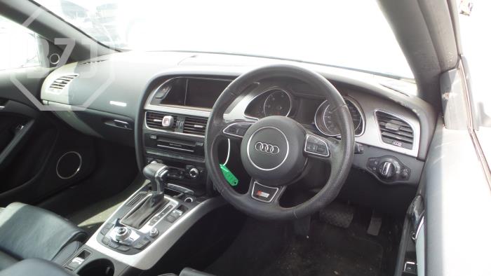 Audi A5 Salvage vehicle (2012, White)