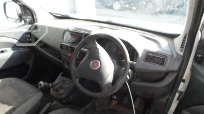 Fiat Doblo Salvage vehicle (2012, White)
