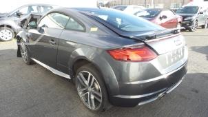 Audi TT Samochód złomowany (2016, Szary)