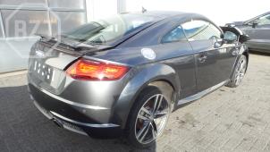 Audi TT Samochód złomowany (2016, Szary)