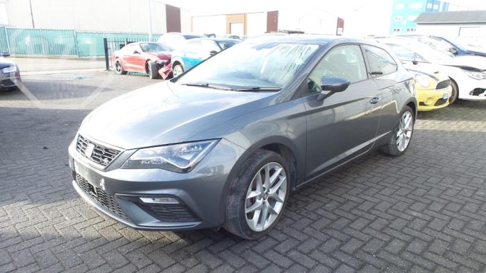 Seat Leon SC 1.4 TSI 16V Épave (2018, Gris)
