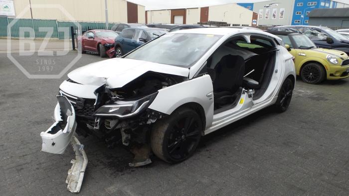 Opel Astra K 1.6 CDTI 110 16V Samochód złomowany (2017, Bialy)