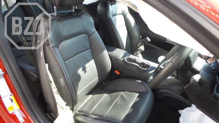 Ford Usa Mustang VI Fastback 5.0 GT Premium Ti-VCT V8 32V Samochód złomowany (2018, Czerwony)