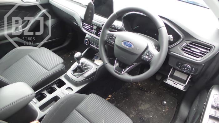 Ford Focus 4 1.0 Ti-VCT EcoBoost 12V 125 Vehículo de desguace (2019, Azul)